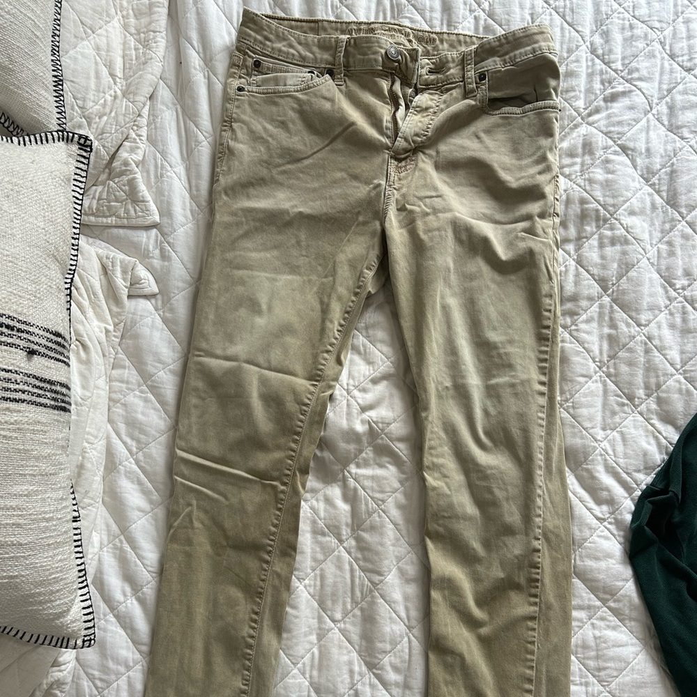 American Eagle Flex Khaki Pants